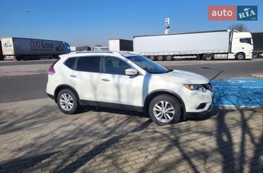 Внедорожник / Кроссовер Nissan Rogue 2015 в Львове