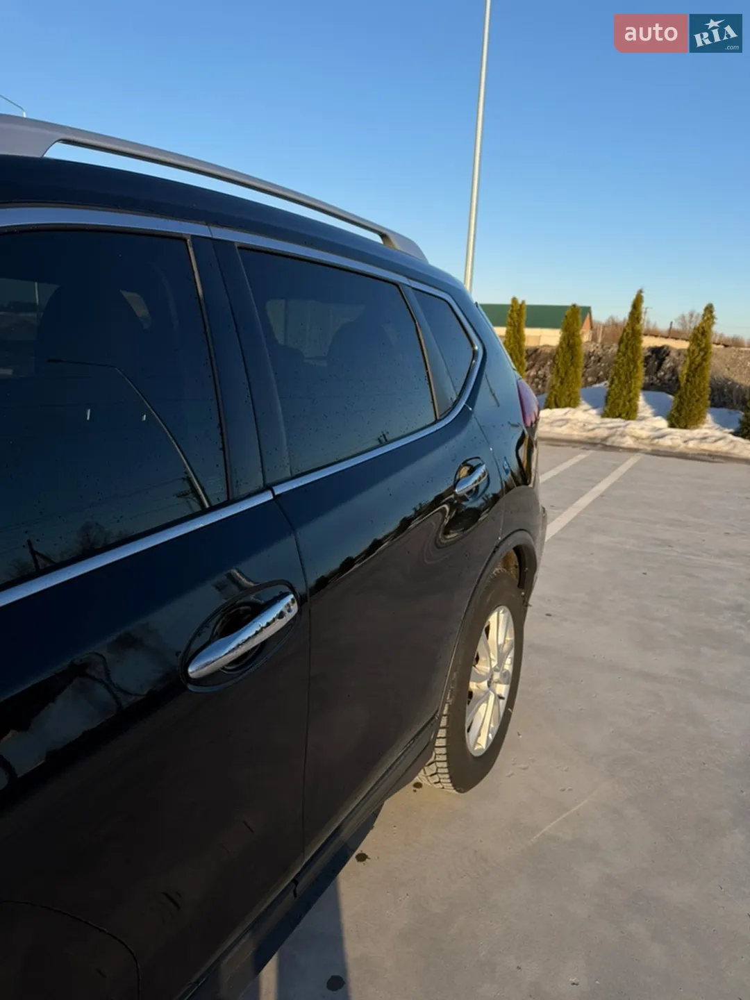 2018 Nissan Rogue - мініатюра 2