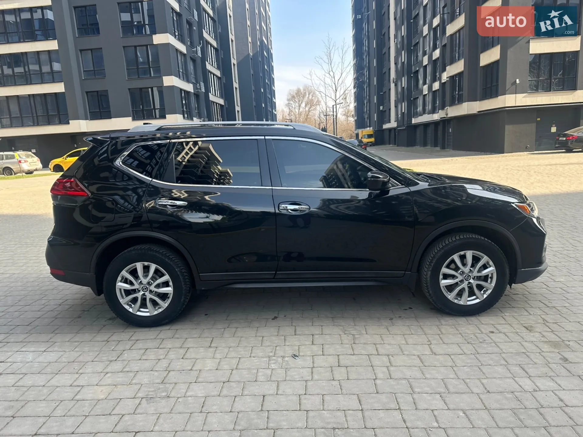 2017 Nissan Rogue - мініатюра 10