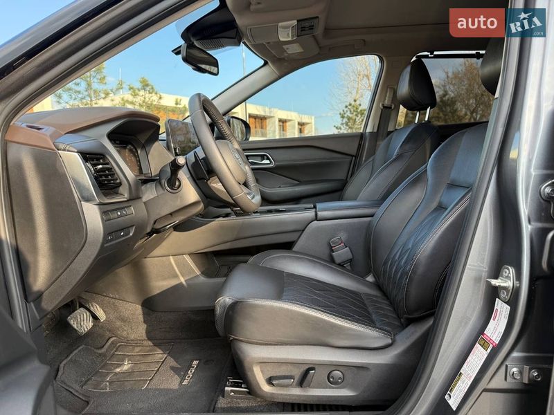 Позашляховик / Кросовер Nissan Rogue 2021 в Києві
