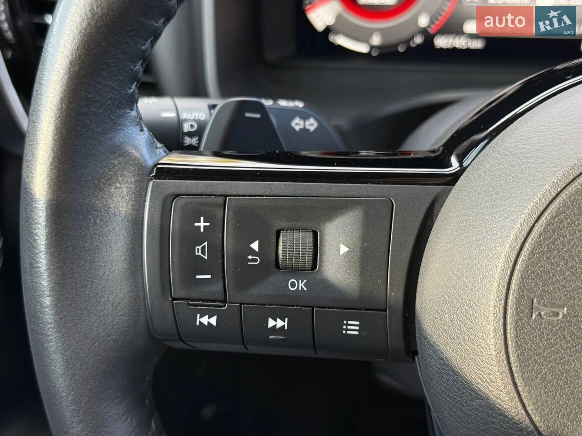 2021 Nissan Rogue - мініатюра 25