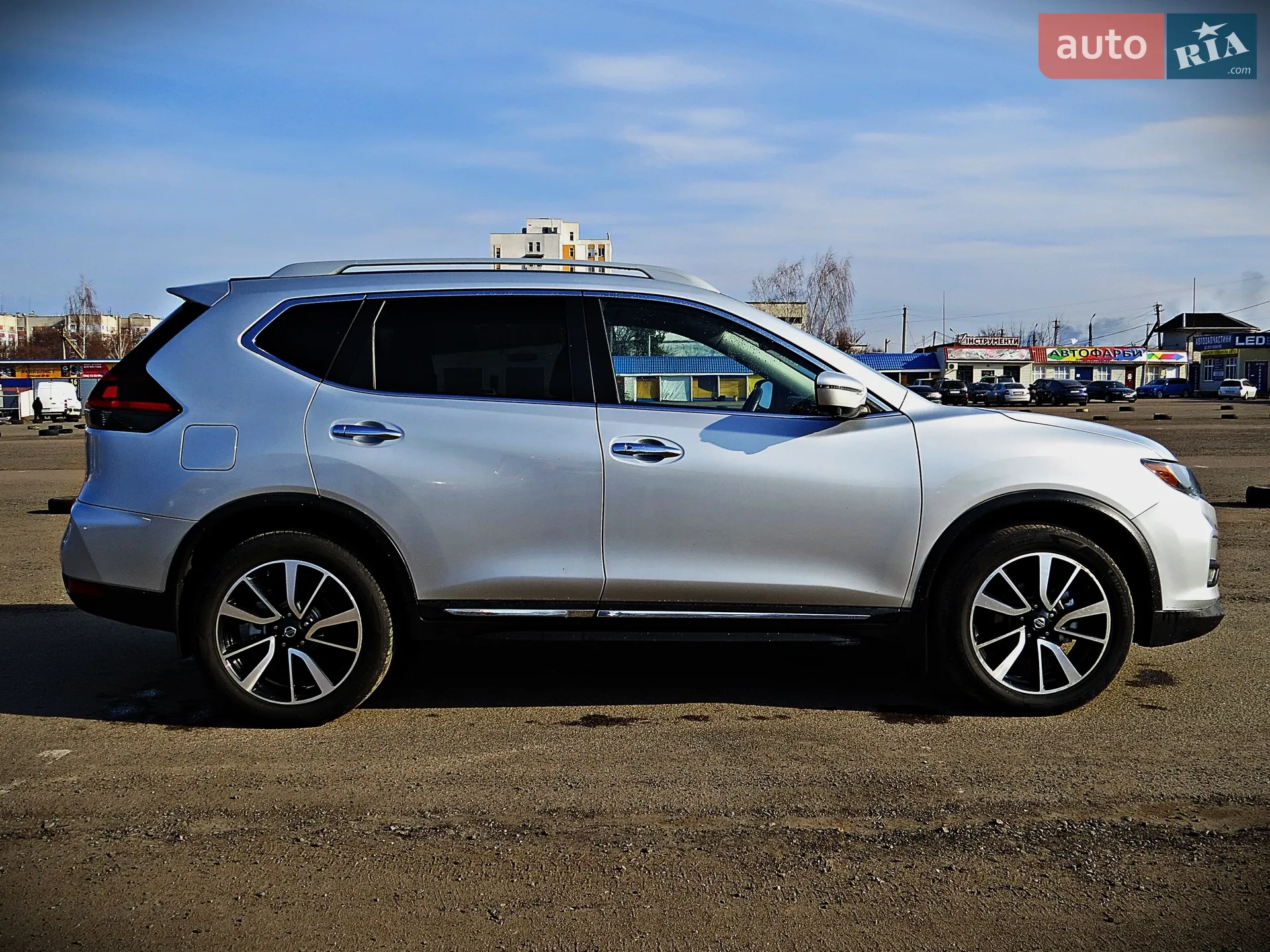 2019 Nissan Rogue - мініатюра 4
