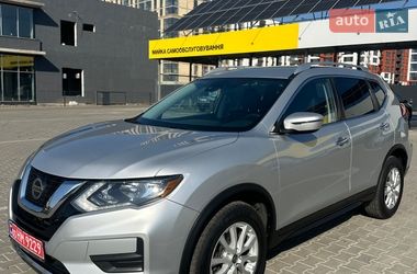 Внедорожник / Кроссовер Nissan Rogue 2019 в Луцке
