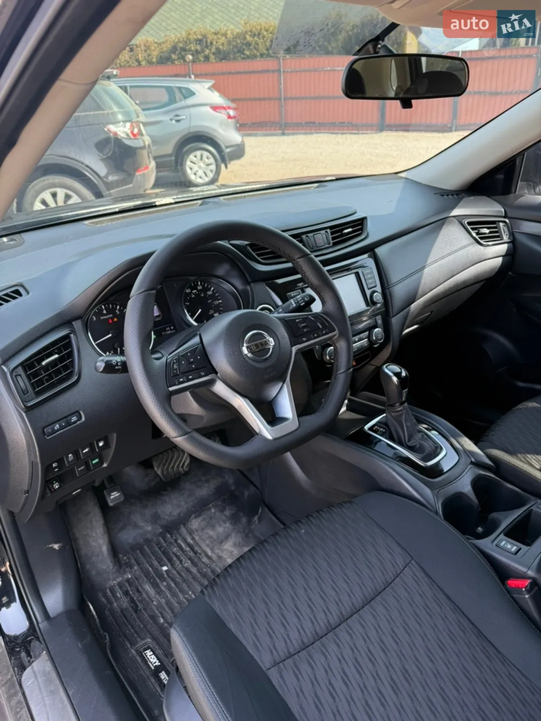 2018 Nissan Rogue - мініатюра 9