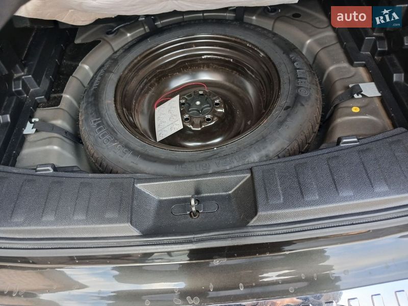 Внедорожник / Кроссовер Nissan Rogue 2016 в Чернигове