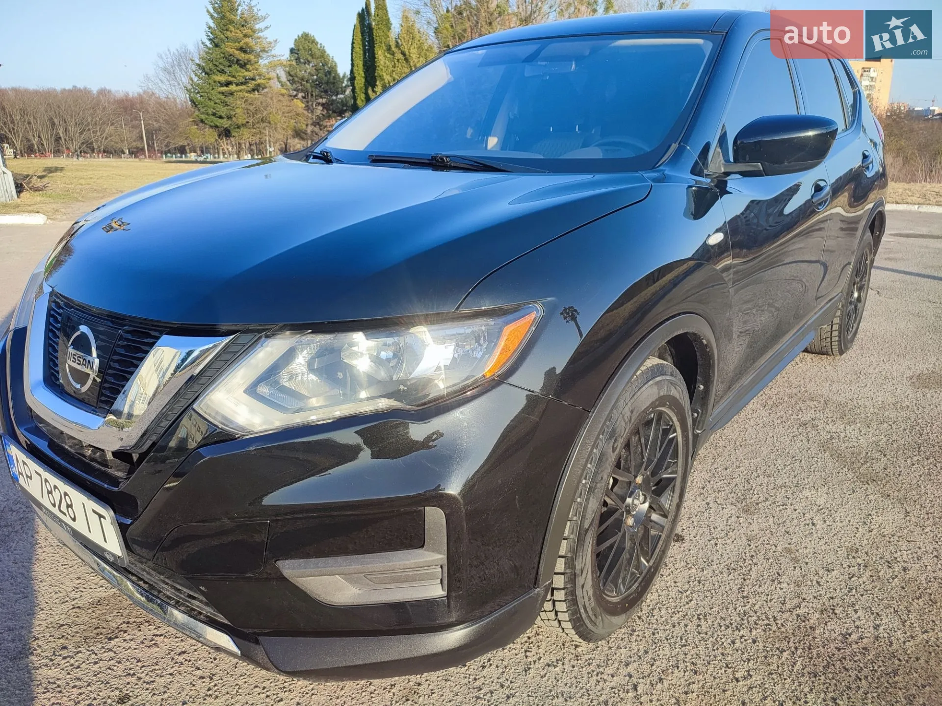 2017 Nissan Rogue - мініатюра 4