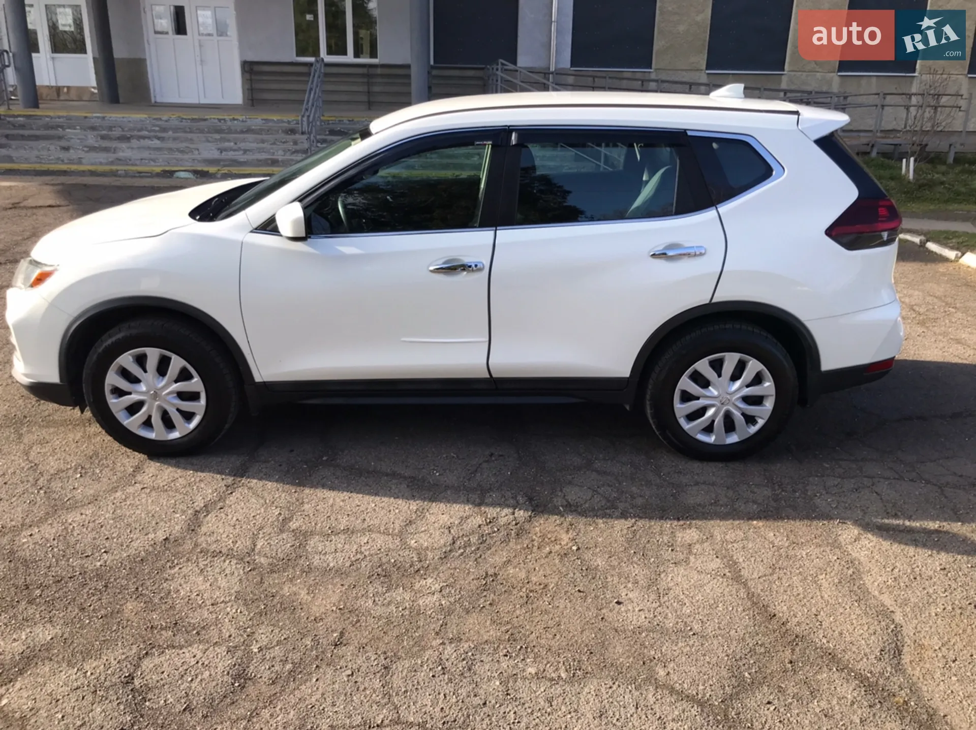 2017 Nissan Rogue - мініатюра 18