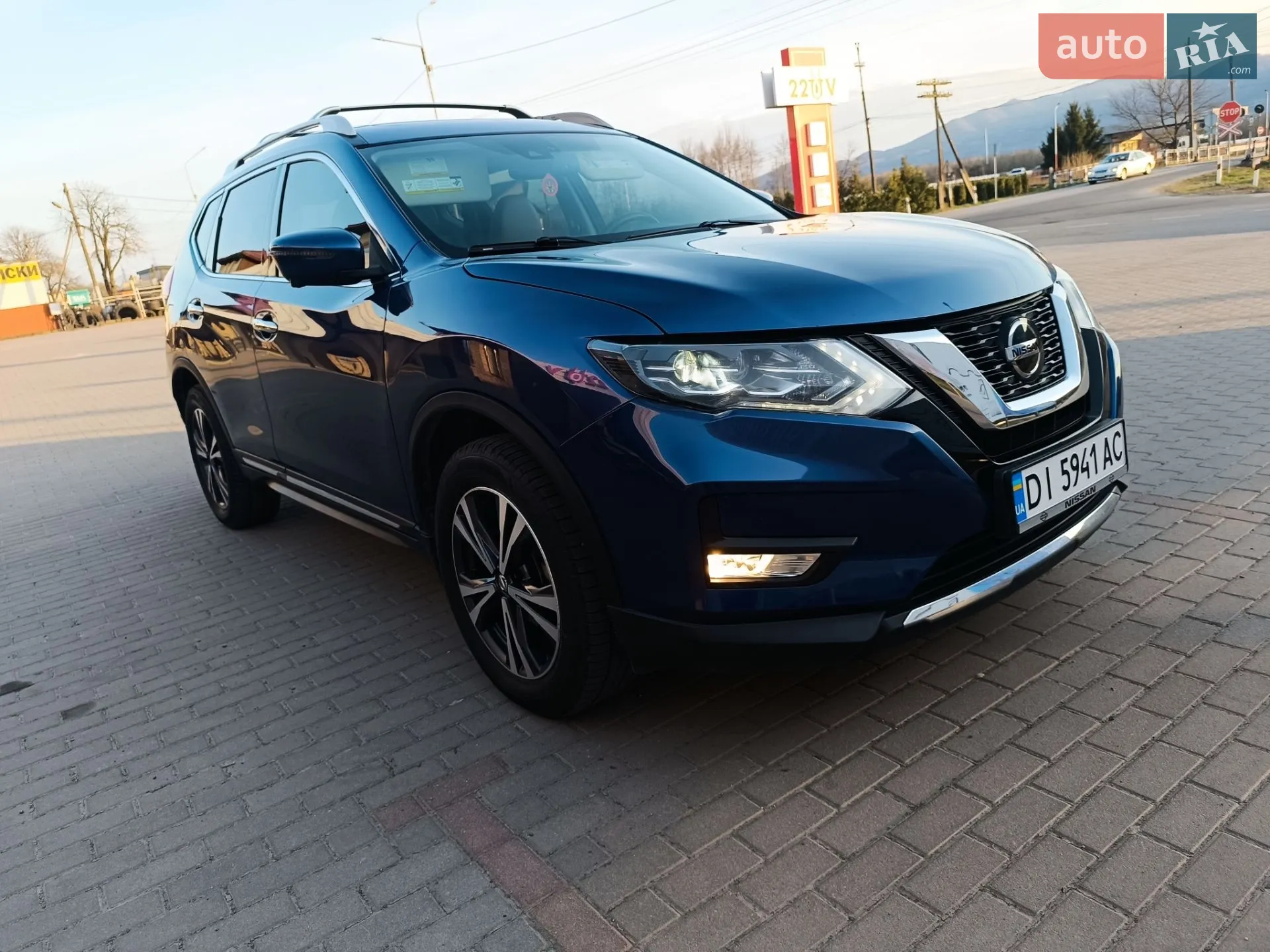 2018 Nissan Rogue - мініатюра 16