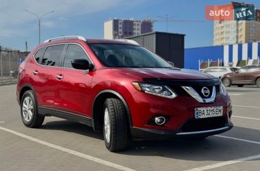 Позашляховик / Кросовер Nissan Rogue 2015 в Умані