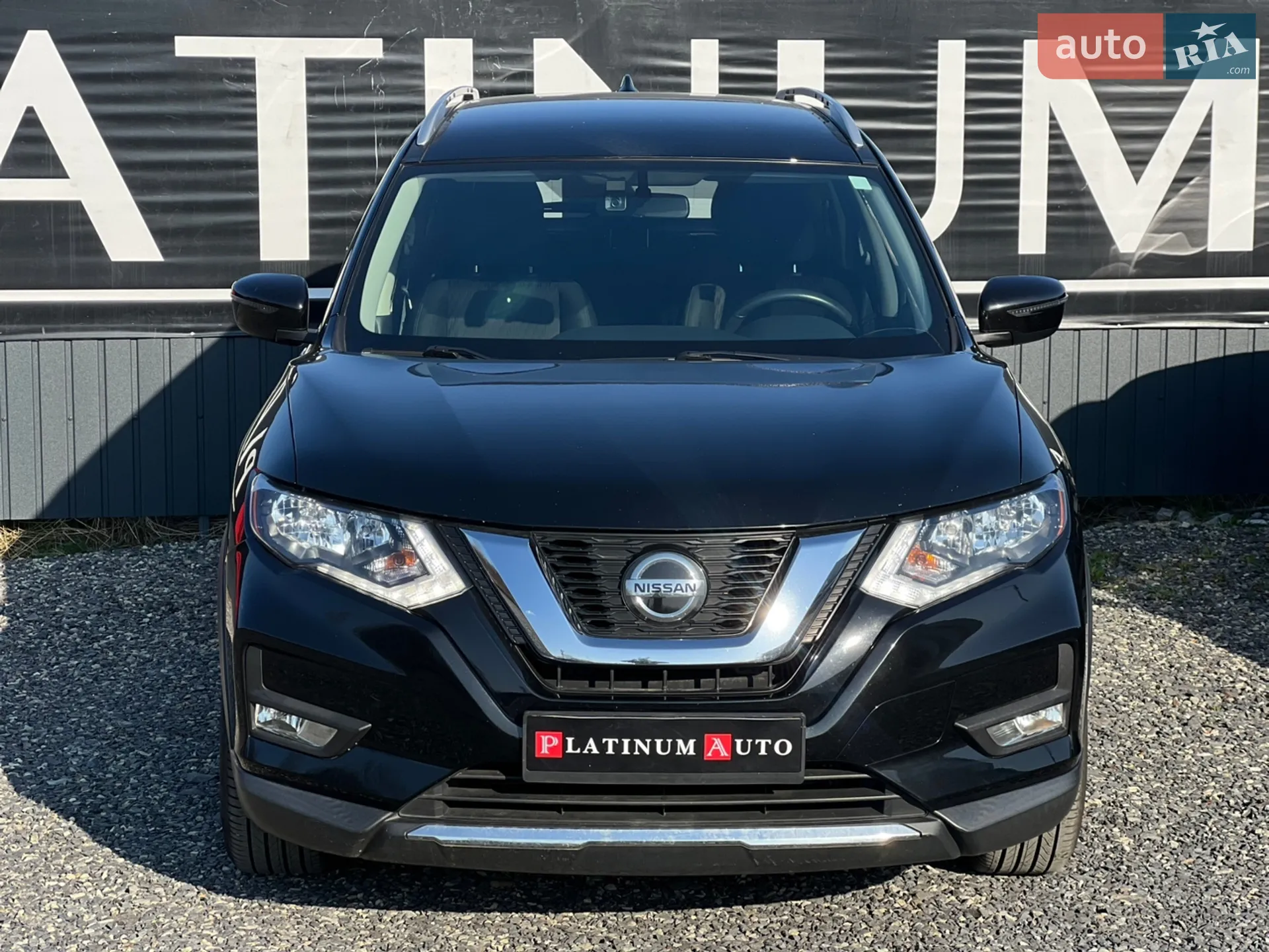 2017 Nissan Rogue - мініатюра 2