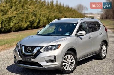 Позашляховик / Кросовер Nissan Rogue 2018 в Львові
