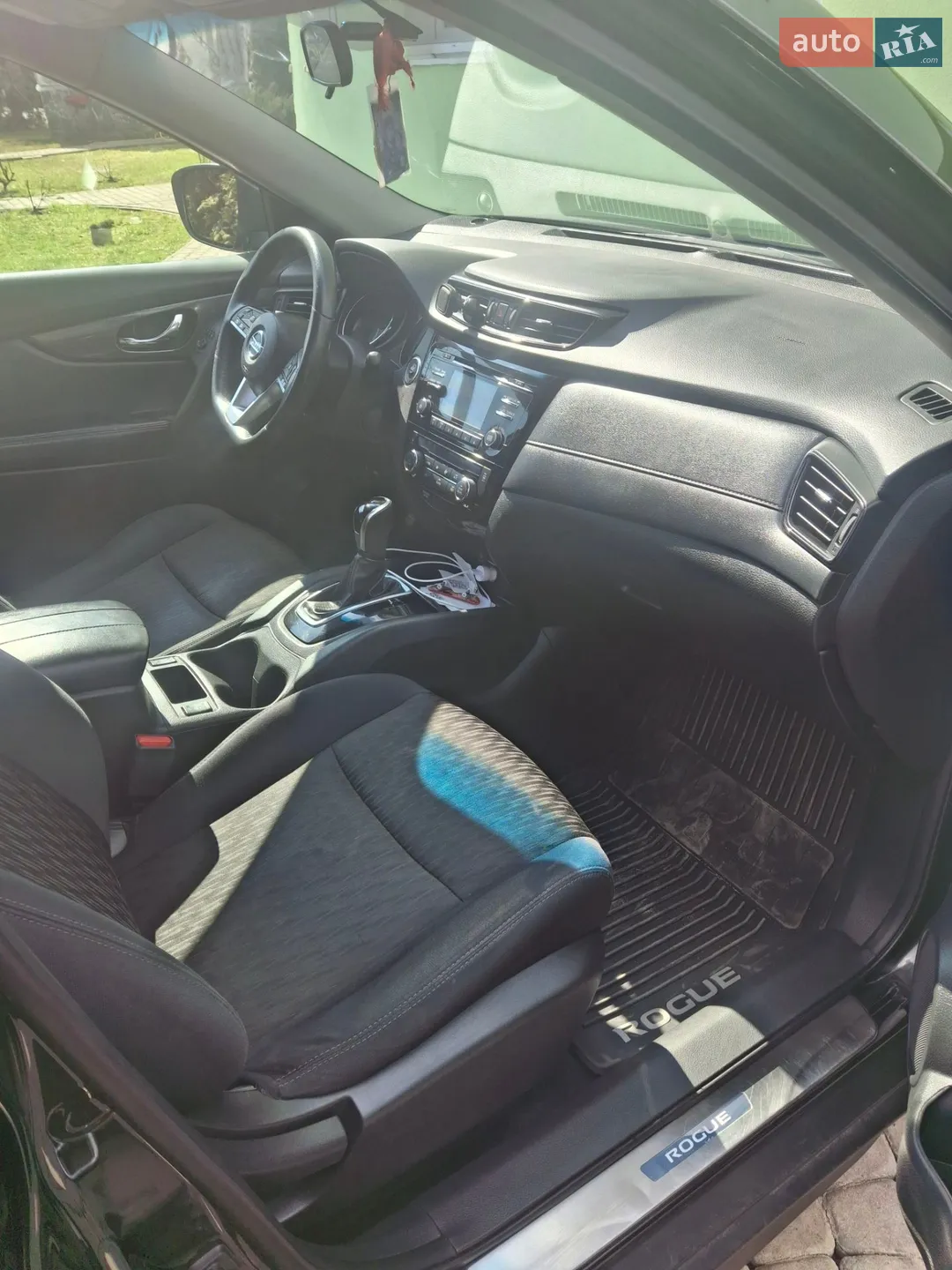 2017 Nissan Rogue - мініатюра 3