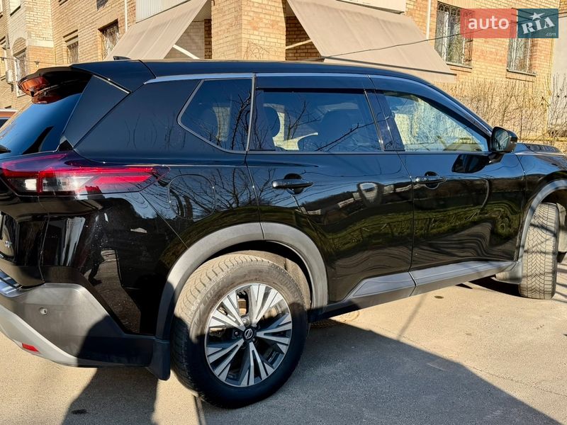 Позашляховик / Кросовер Nissan Rogue 2020 в Києві