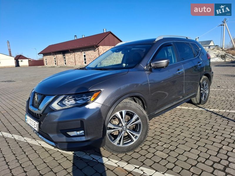 Внедорожник / Кроссовер Nissan Rogue 2016 в Шепетовке