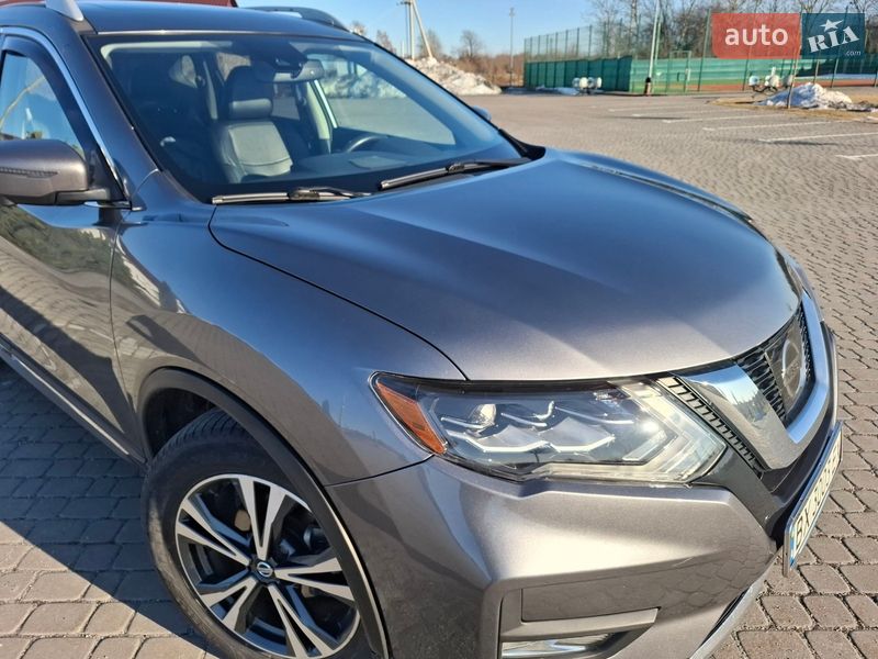 Внедорожник / Кроссовер Nissan Rogue 2016 в Шепетовке