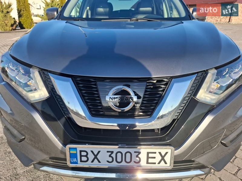 Внедорожник / Кроссовер Nissan Rogue 2016 в Шепетовке