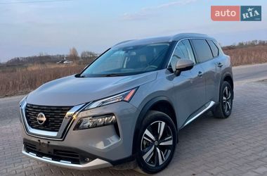 Позашляховик / Кросовер Nissan Rogue 2021 в Рівному