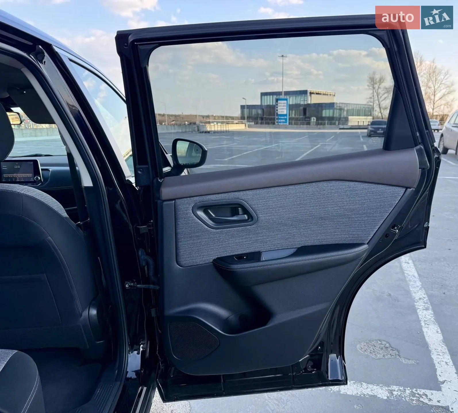 2021 Nissan Rogue - мініатюра 33