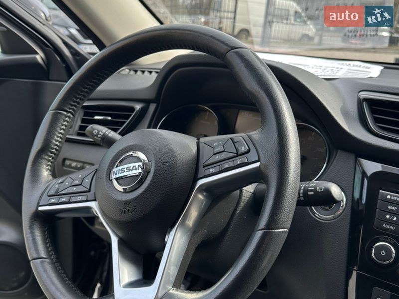 Внедорожник / Кроссовер Nissan Rogue 2018 в Ровно