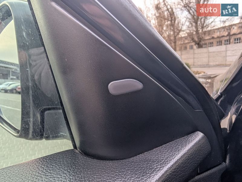 Внедорожник / Кроссовер Nissan Rogue 2017 в Днепре