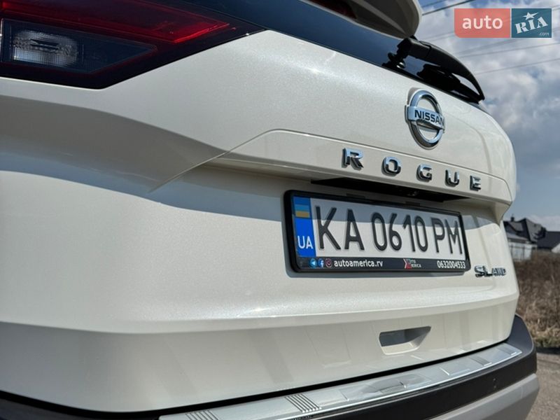 Позашляховик / Кросовер Nissan Rogue 2021 в Києві