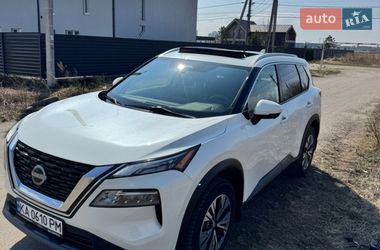 Внедорожник / Кроссовер Nissan Rogue 2021 в Киеве