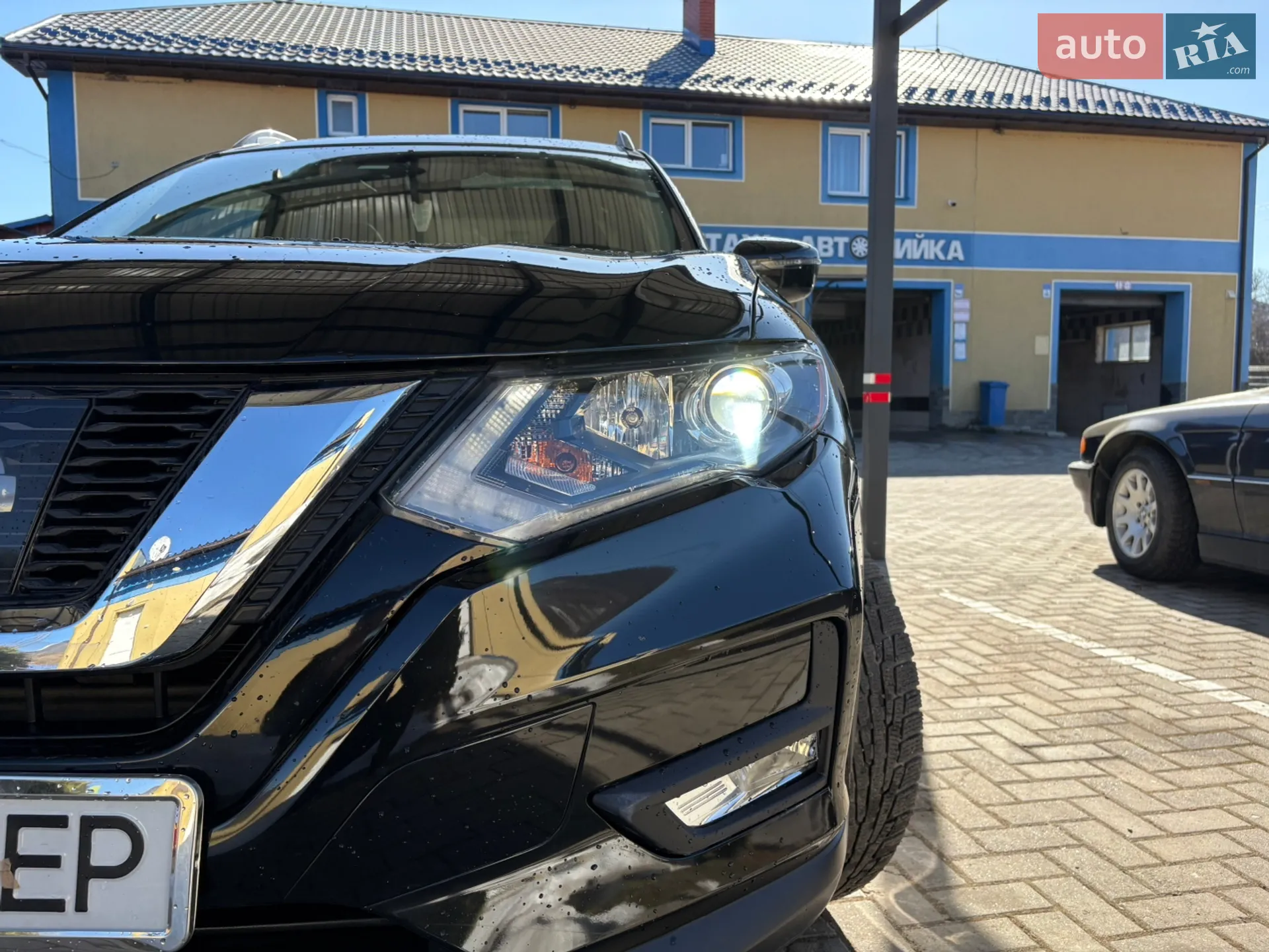 2017 Nissan Rogue - мініатюра 4
