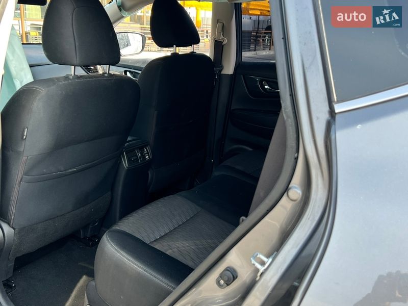 Внедорожник / Кроссовер Nissan Rogue 2016 в Луцке фото 9 Внедорожник / Кроссовер Nissan Rogue 2016 в Луцке
