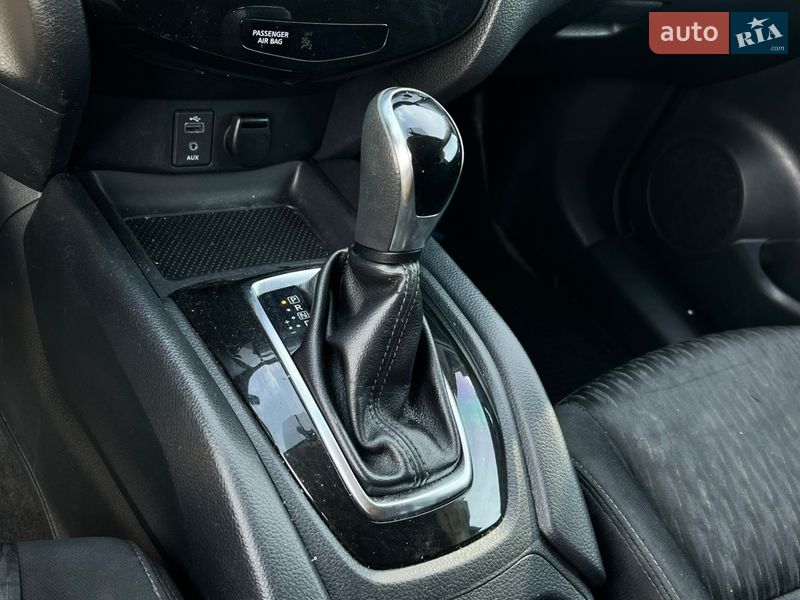 Внедорожник / Кроссовер Nissan Rogue 2016 в Луцке фото 13 Внедорожник / Кроссовер Nissan Rogue 2016 в Луцке