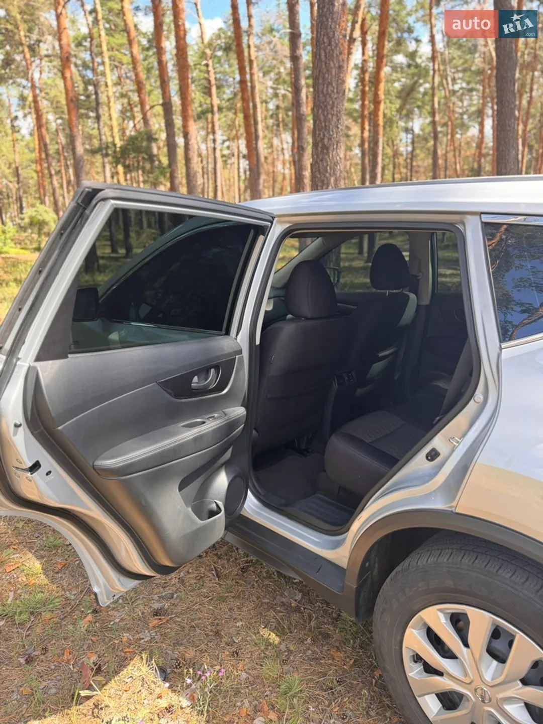 2019 Nissan Rogue - мініатюра 9