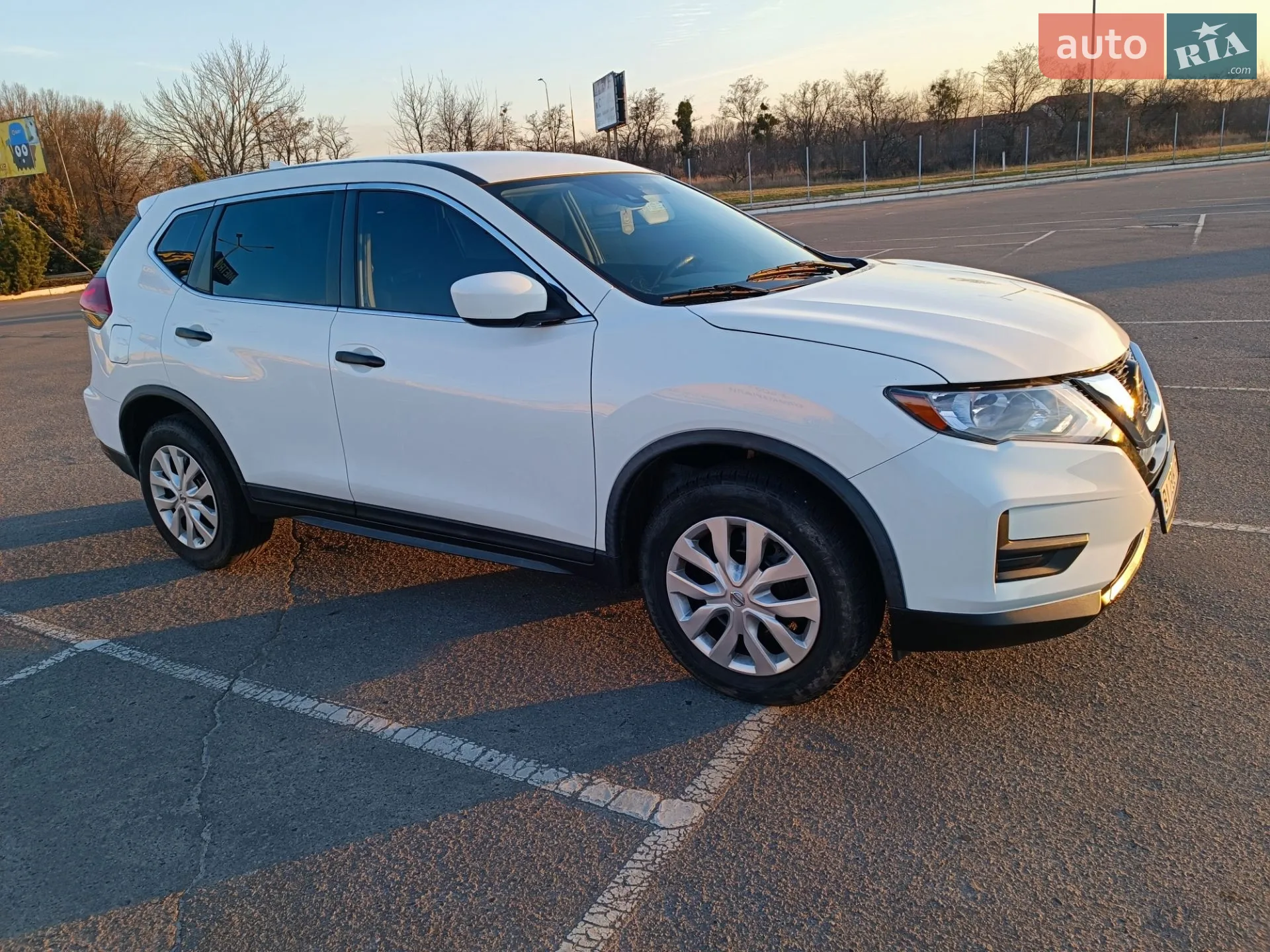 2018 Nissan Rogue - мініатюра 3