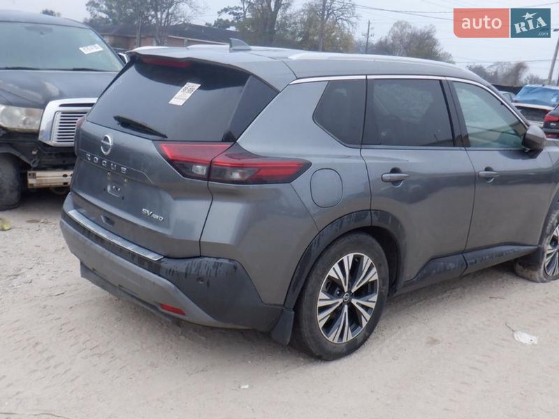 Внедорожник / Кроссовер Nissan Rogue 2021 в Киеве