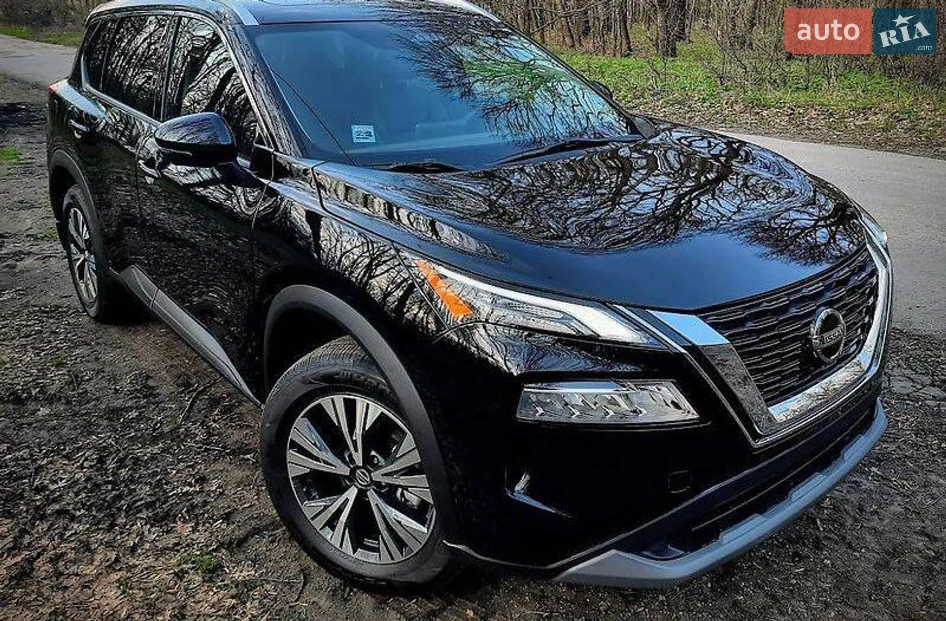 2021 Nissan Rogue - фото 1