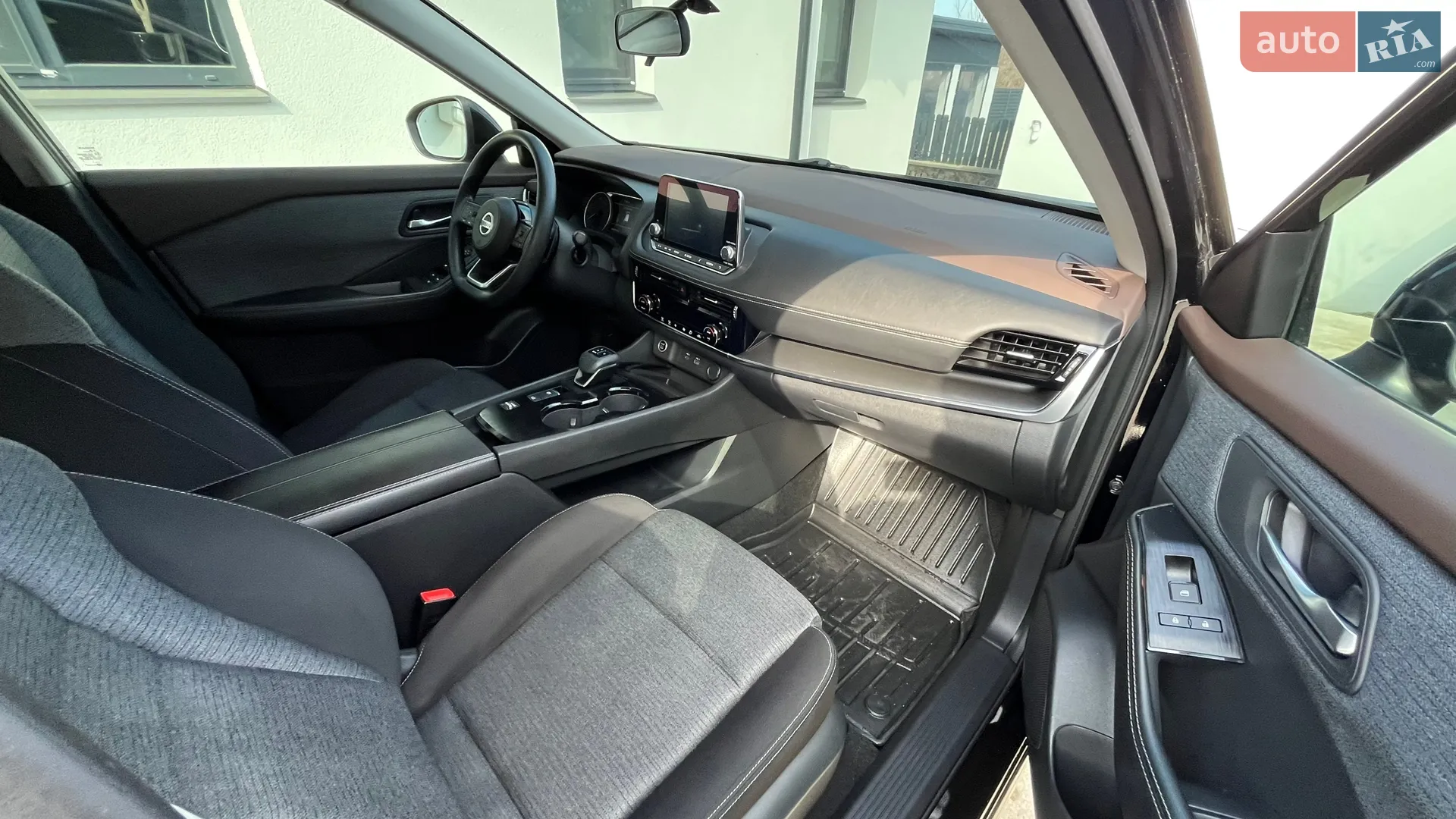 2021 Nissan Rogue - мініатюра 11