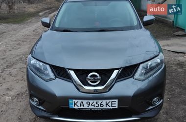 Внедорожник / Кроссовер Nissan Rogue 2016 в Лохвице