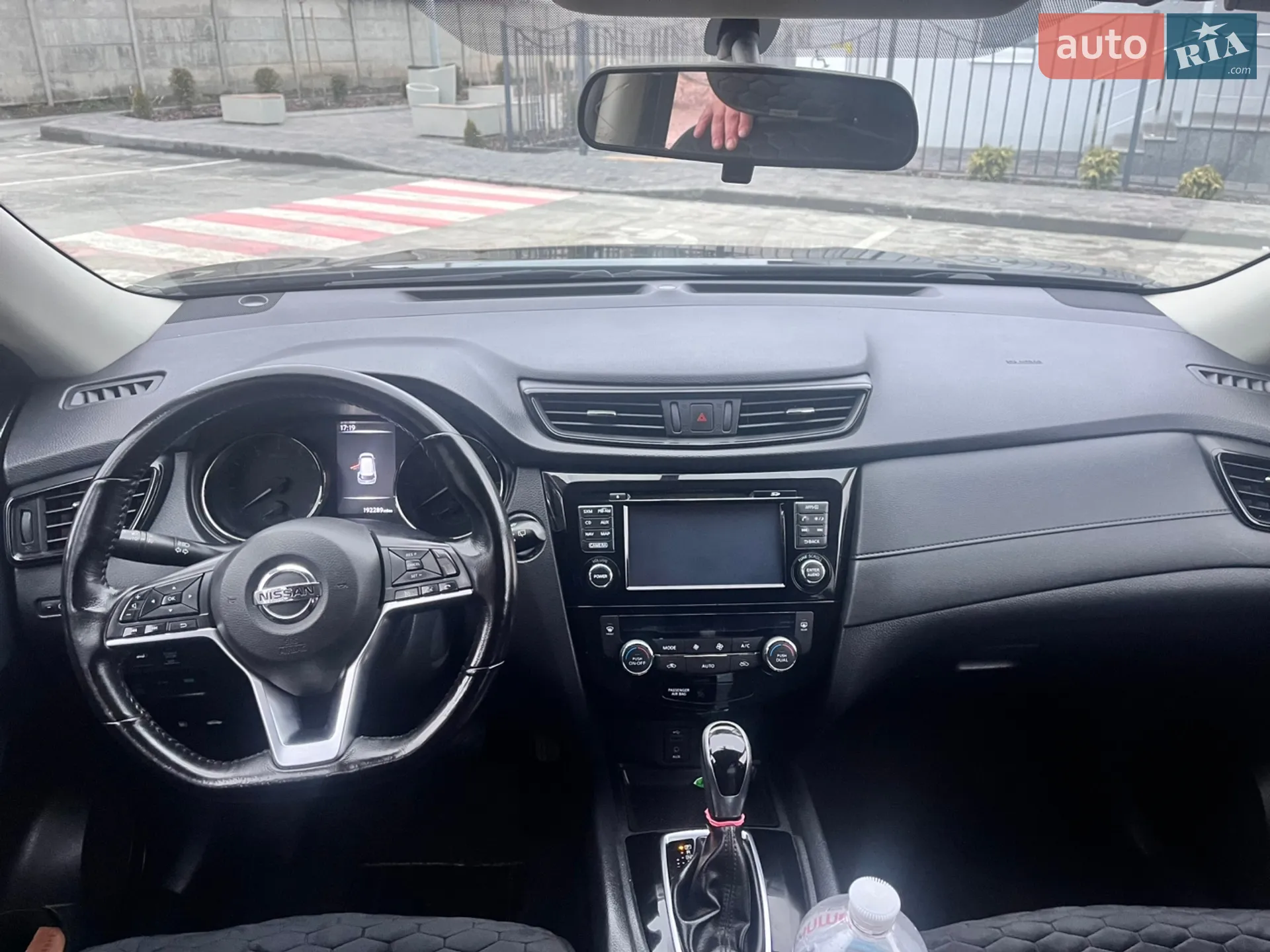 2017 Nissan Rogue - мініатюра 10