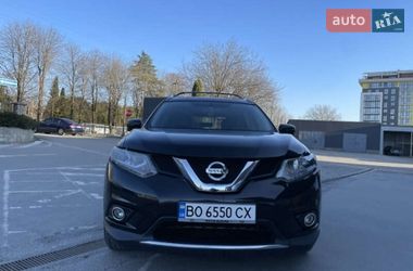 Внедорожник / Кроссовер Nissan Rogue 2016 в Тернополе