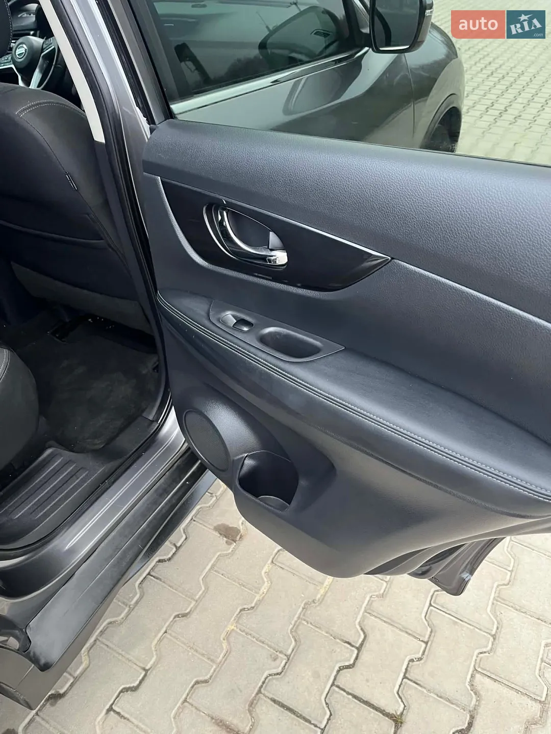 2019 Nissan Rogue - мініатюра 14