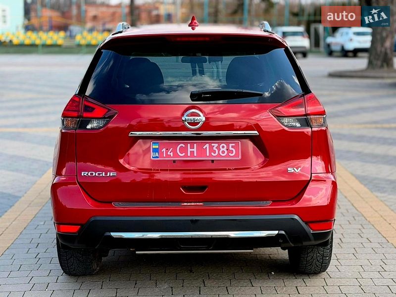 Позашляховик / Кросовер Nissan Rogue 2017 в Львові