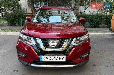 Внедорожник / Кроссовер Nissan Rogue 2018 в Киеве