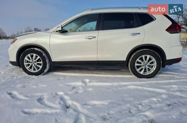 Внедорожник / Кроссовер Nissan Rogue 2018 в Кропивницком