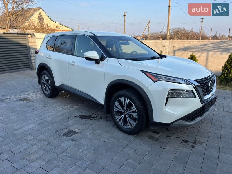 Позашляховик / Кросовер Nissan Rogue 2021 в Полтаві