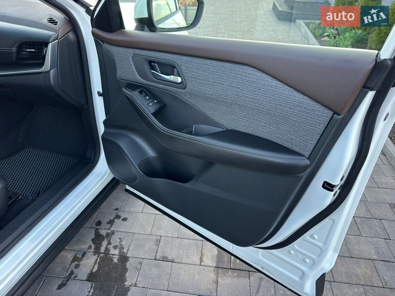 Позашляховик / Кросовер Nissan Rogue 2021 в Полтаві