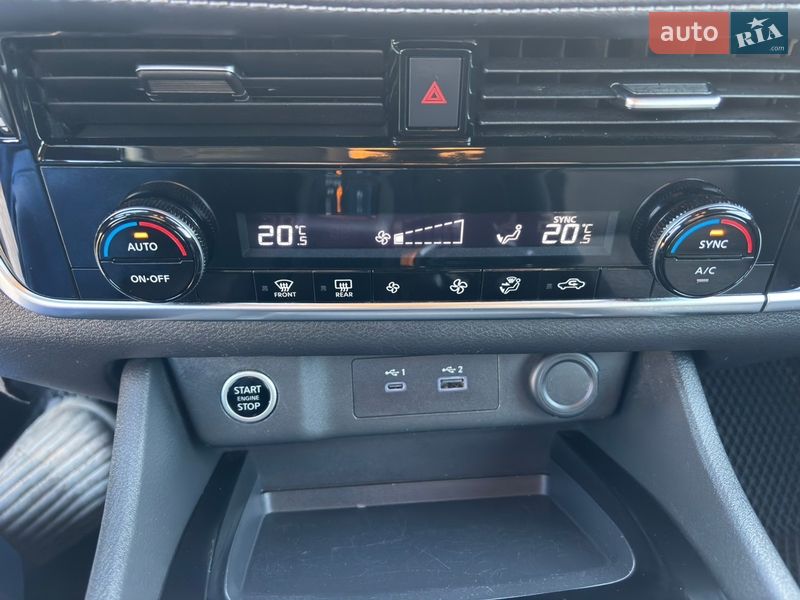 Позашляховик / Кросовер Nissan Rogue 2021 в Полтаві