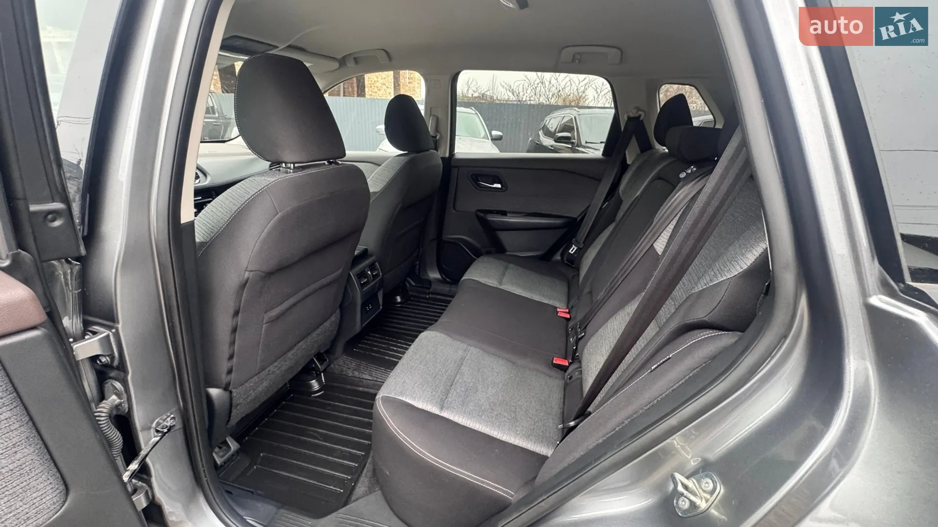 2020 Nissan Rogue - мініатюра 9