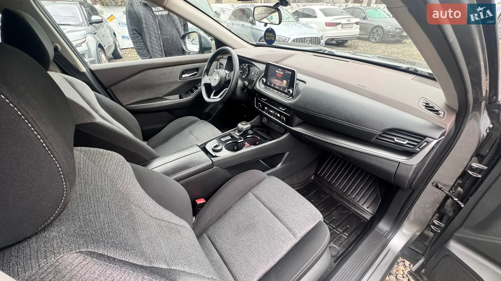 2020 Nissan Rogue - мініатюра 10