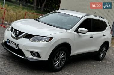 Внедорожник / Кроссовер Nissan Rogue 2015 в Днепре