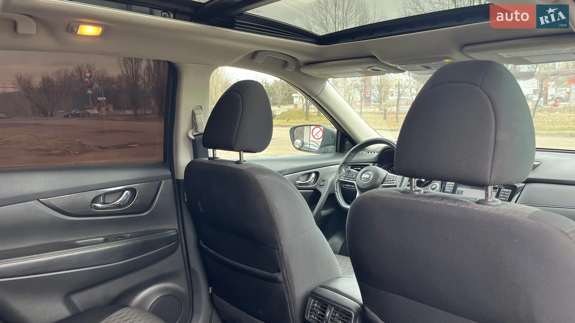2017 Nissan Rogue - мініатюра 10