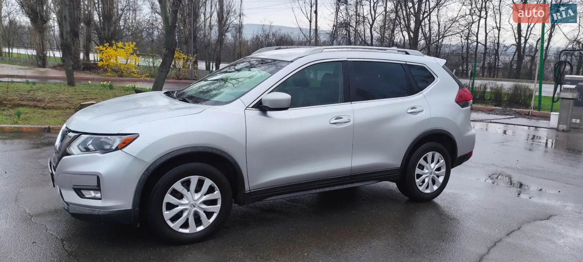 2017 Nissan Rogue - мініатюра 3