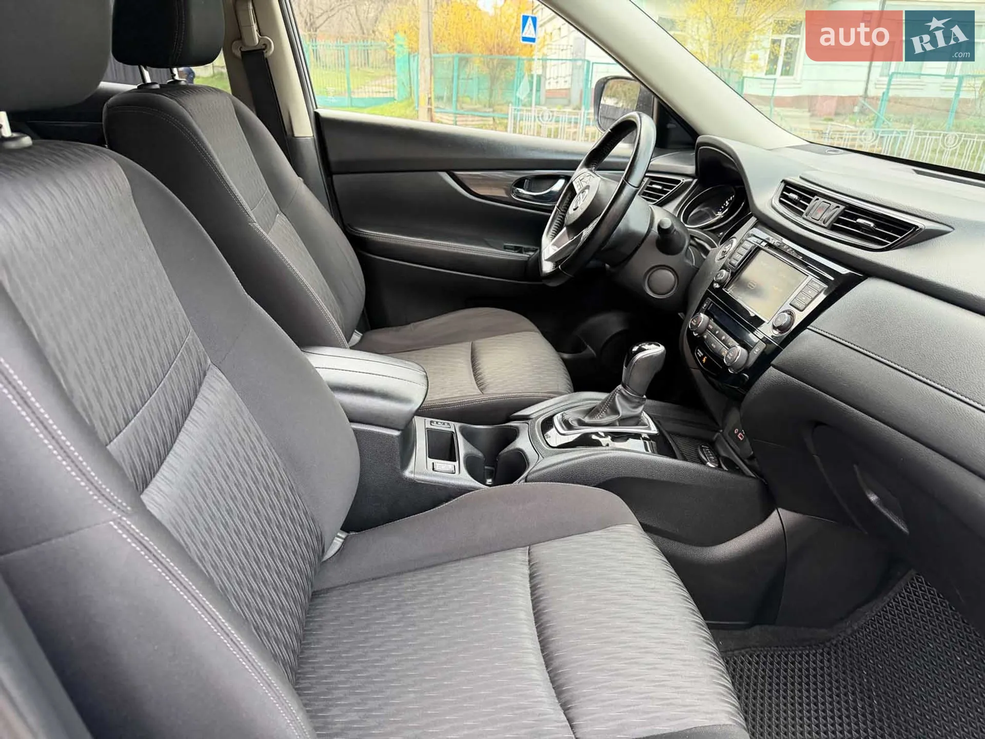 2020 Nissan Rogue - мініатюра 27
